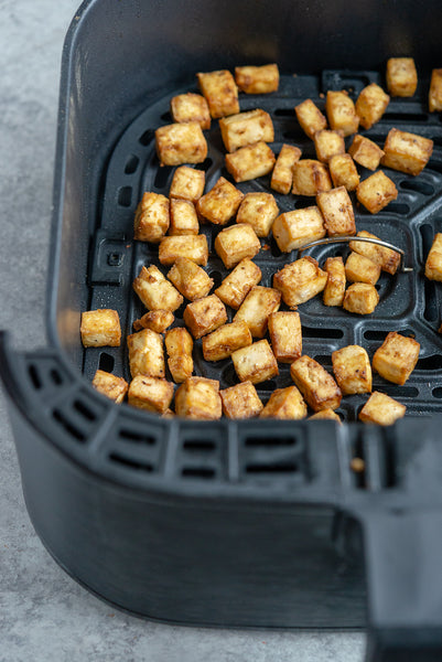 How to make Air Fryer Tofu! If you have an air fryer, you’ll want to save this healthy and easy recipe