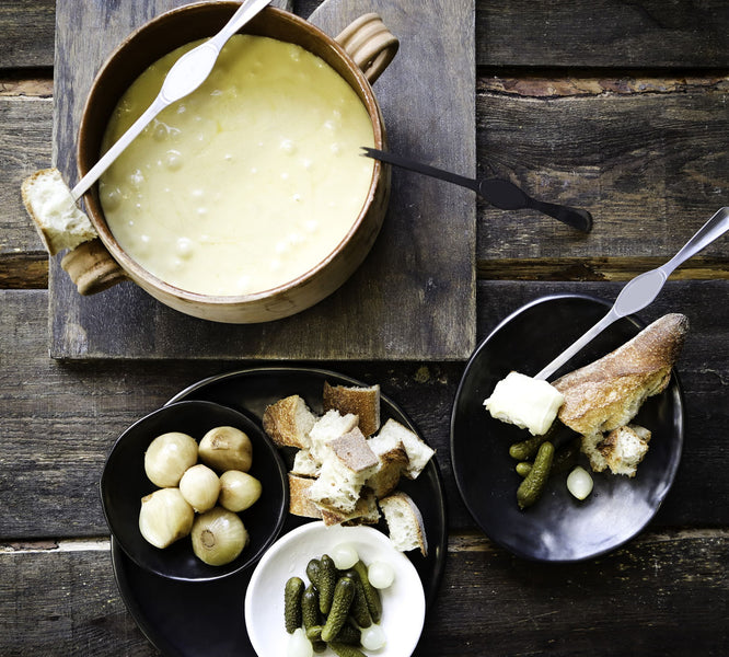 CHEESE FONDUE